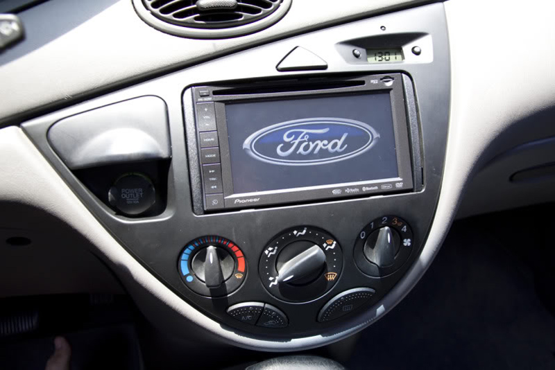 Rámeček rádia 2DIN Ford Focus (9905)