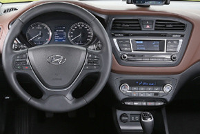 Hyundai i20 II. (15->) - interiér